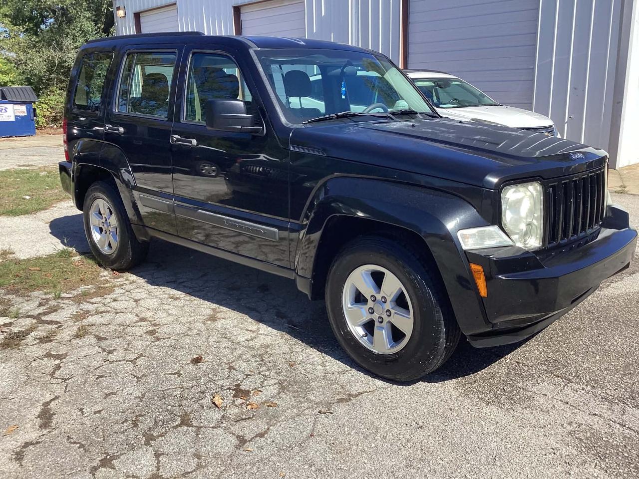 Jeep Liberty Sport 4WD 2012