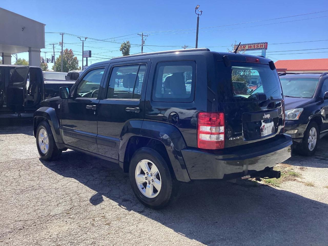 Jeep Liberty Sport 4WD 2012