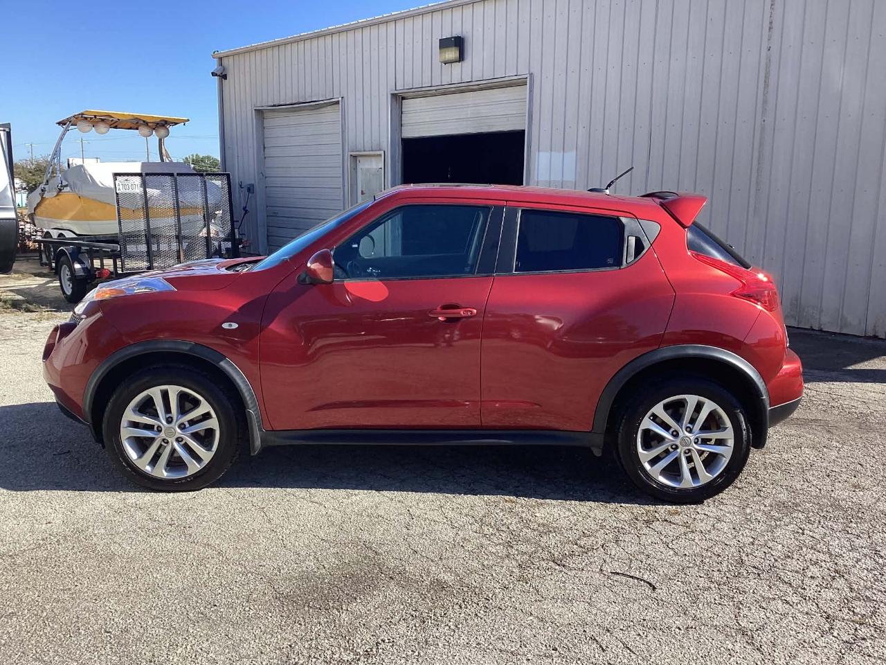 Nissan Juke S FWD 2014