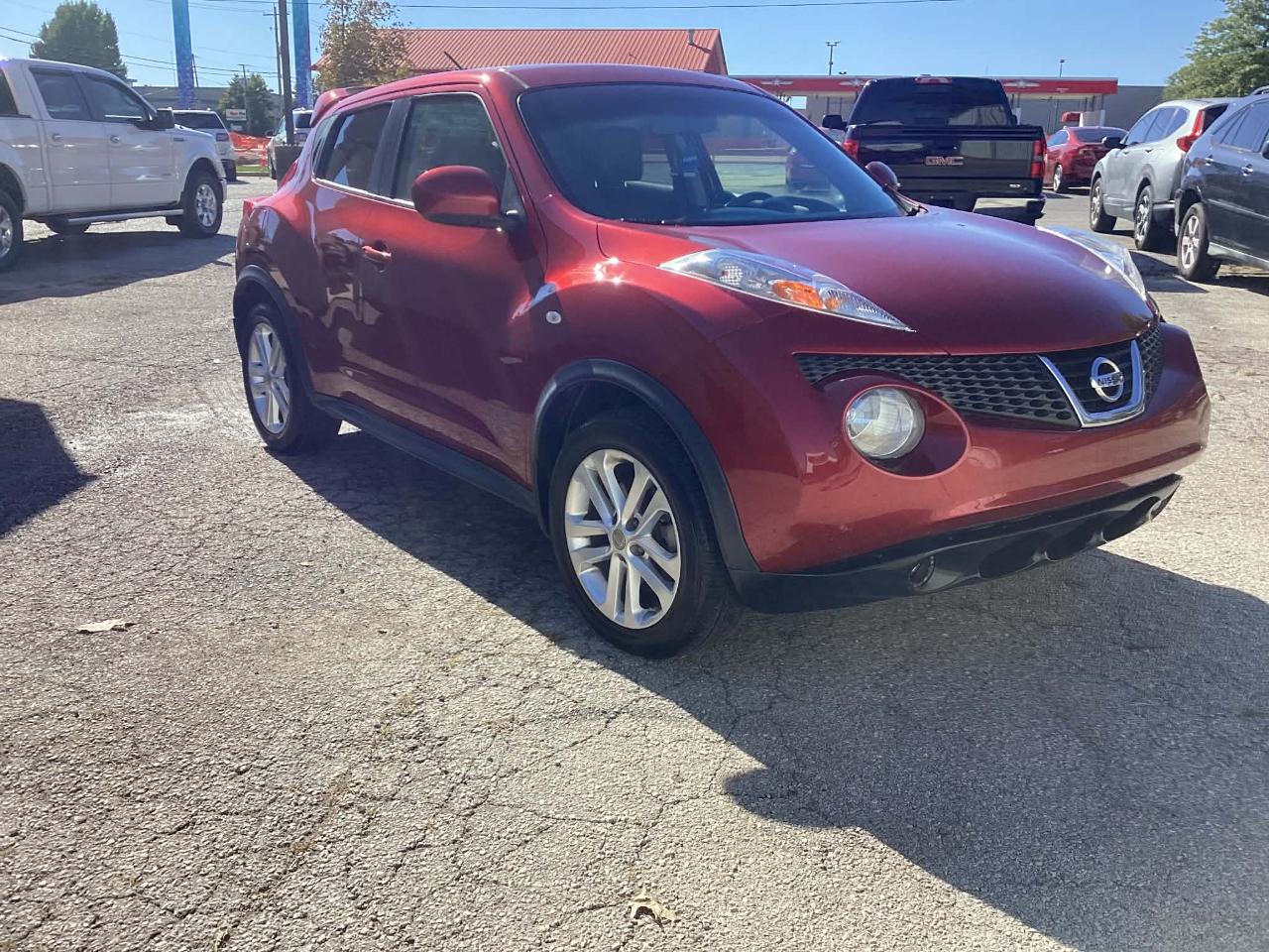 Nissan Juke S FWD 2014