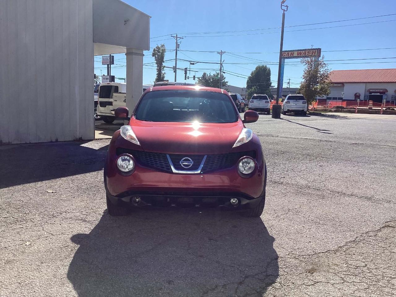 Nissan Juke S FWD 2014
