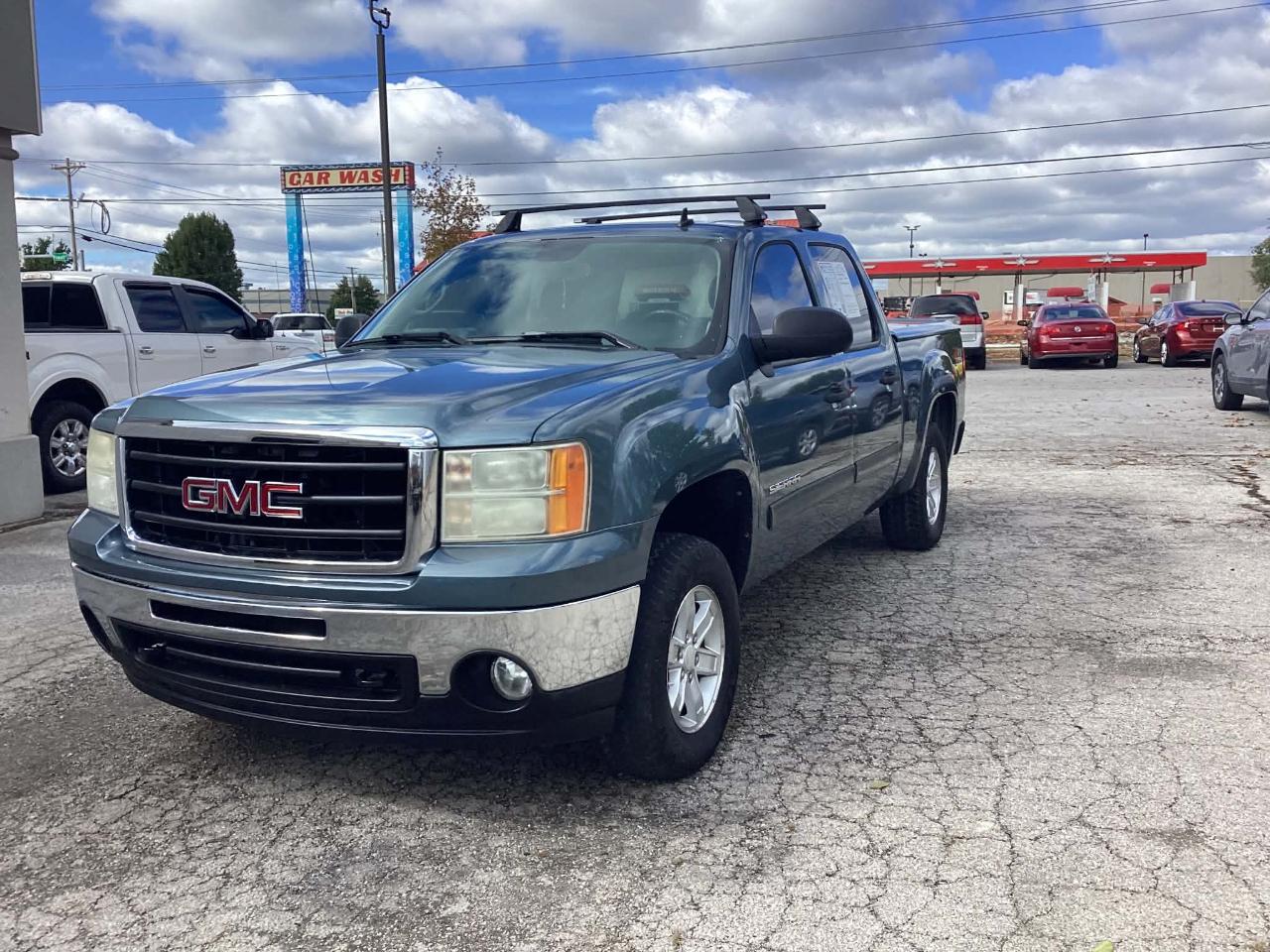 GMC Sierra 1500 SLE Crew Cab 4WD 2011