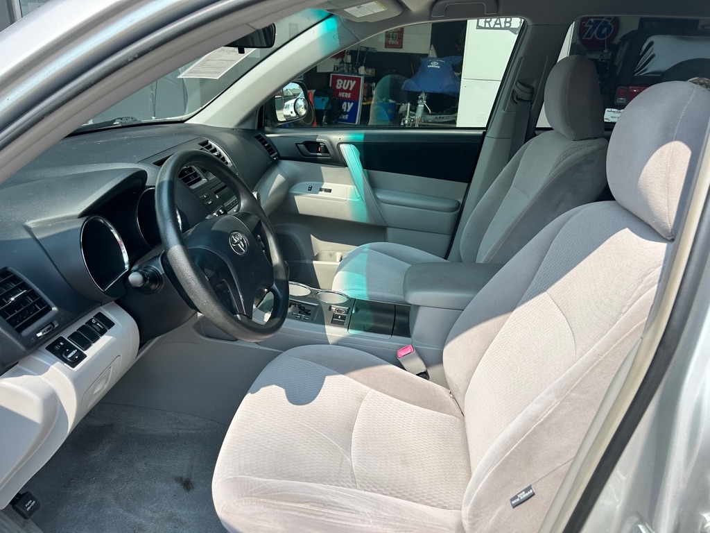 Toyota Highlander FWD 4dr Base (Natl) 2008 Toyota Highlander FWD 4dr Base (Natl) 2008