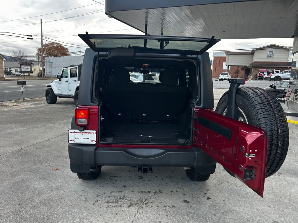 Jeep Wrangler Unlimited 4WD 4dr Sport 2013