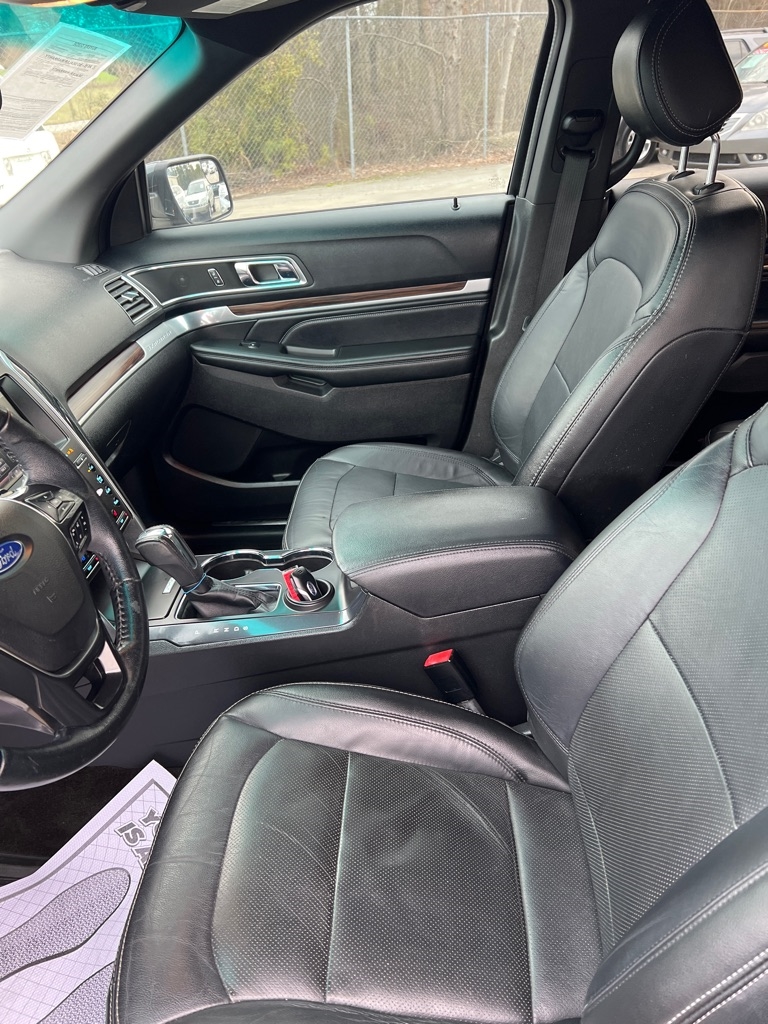 Ford Explorer FWD 4dr Limited 2016 Ford Explorer FWD 4dr Limited 2016