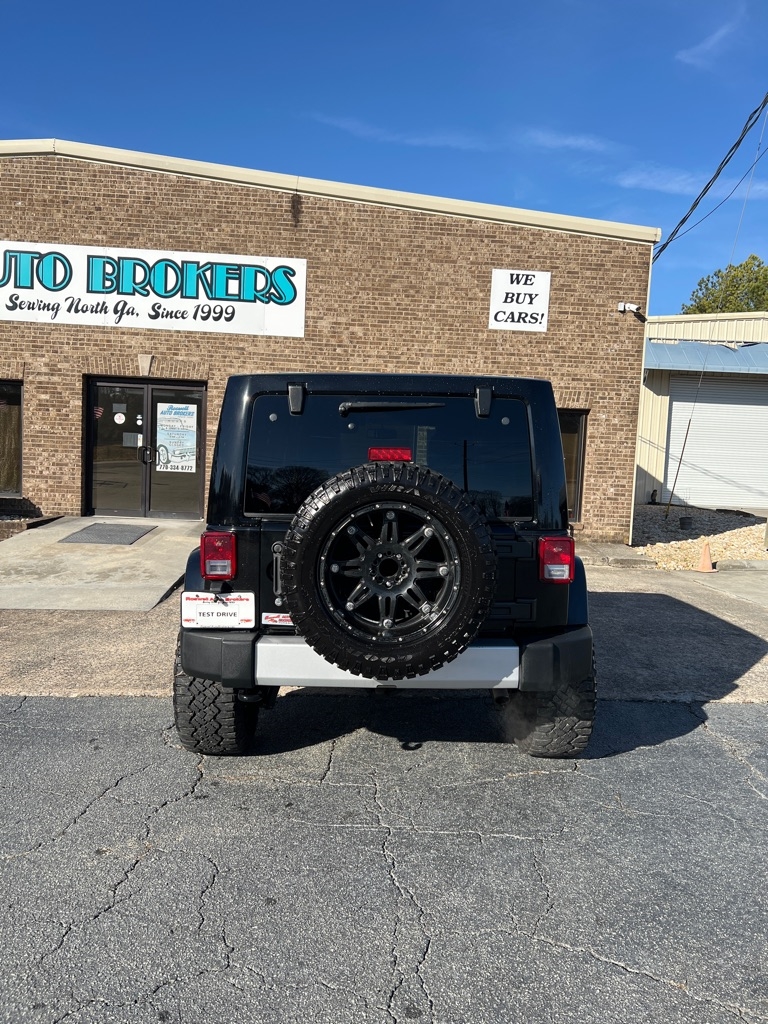 Jeep Wrangler Unlimited 4WD 4dr Sahara 2014