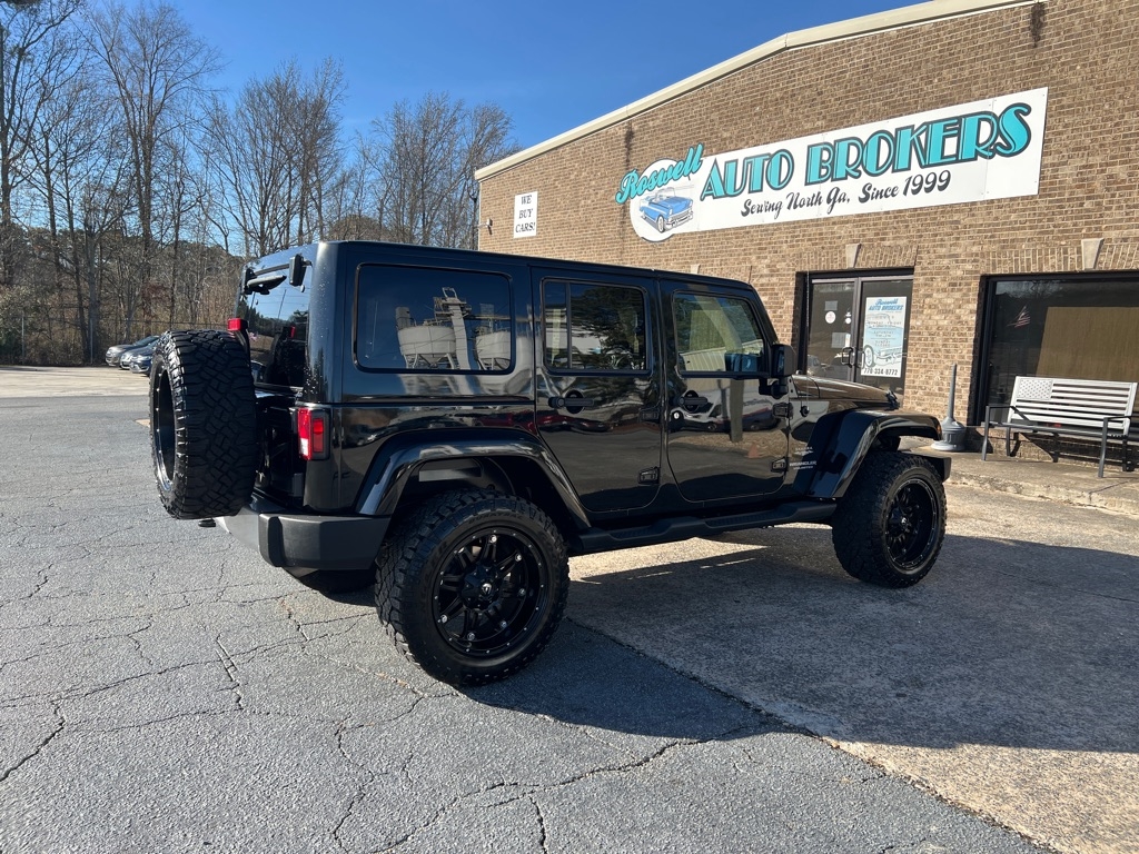 Jeep Wrangler Unlimited 4WD 4dr Sahara 2014
