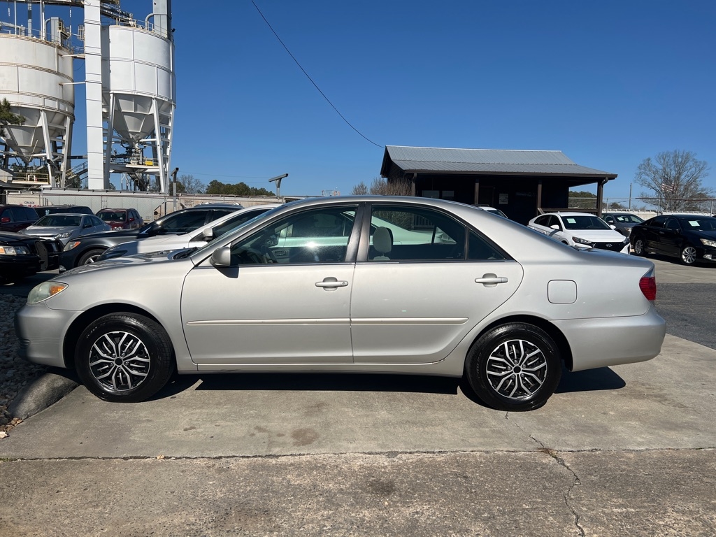 2005 Toyota Camry 4dr Sdn STD Manual (Natl)
