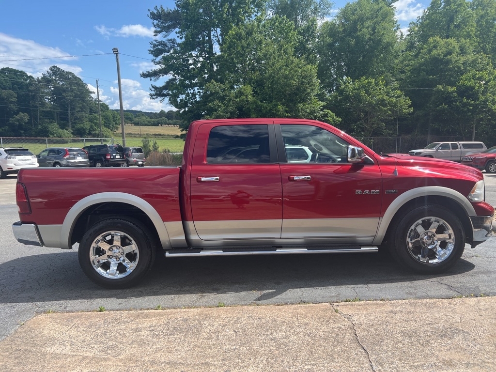 Dodge Ram 1500 2WD Crew Cab 140.5" Laramie 2009