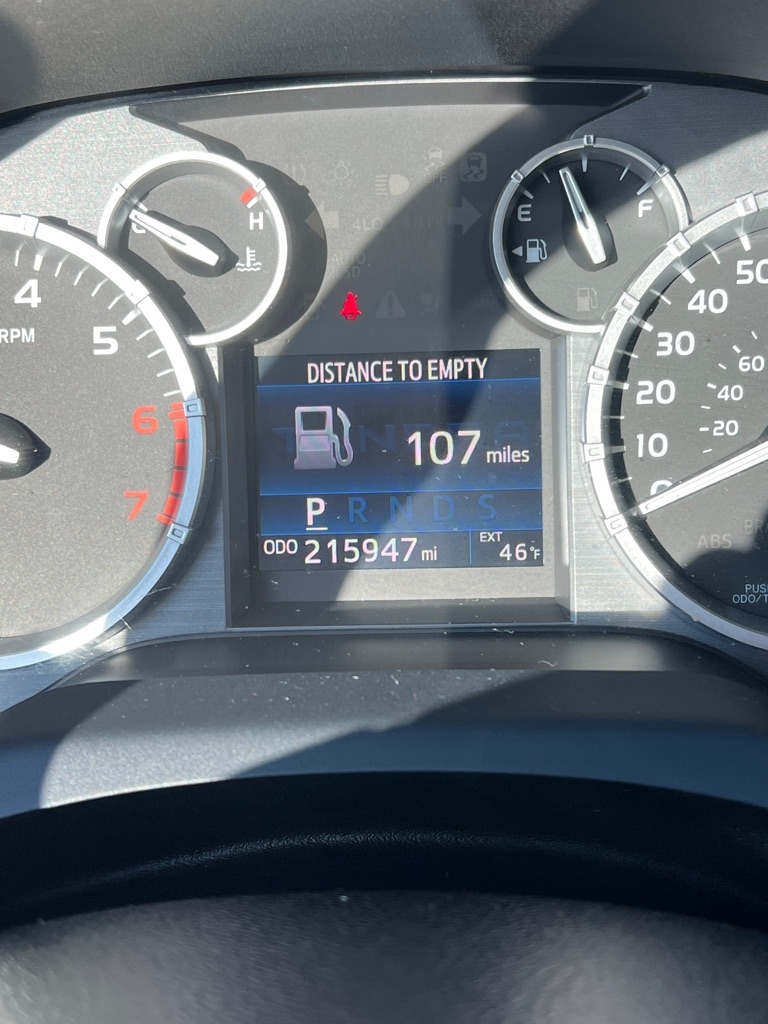 Toyota Tundra 2WD SR5 Double Cab 6.5' Bed 4.6L (Natl) 2017