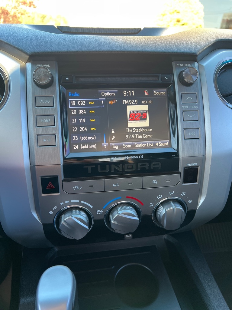 Toyota Tundra 2WD SR5 Double Cab 6.5' Bed 4.6L (Natl) 2017