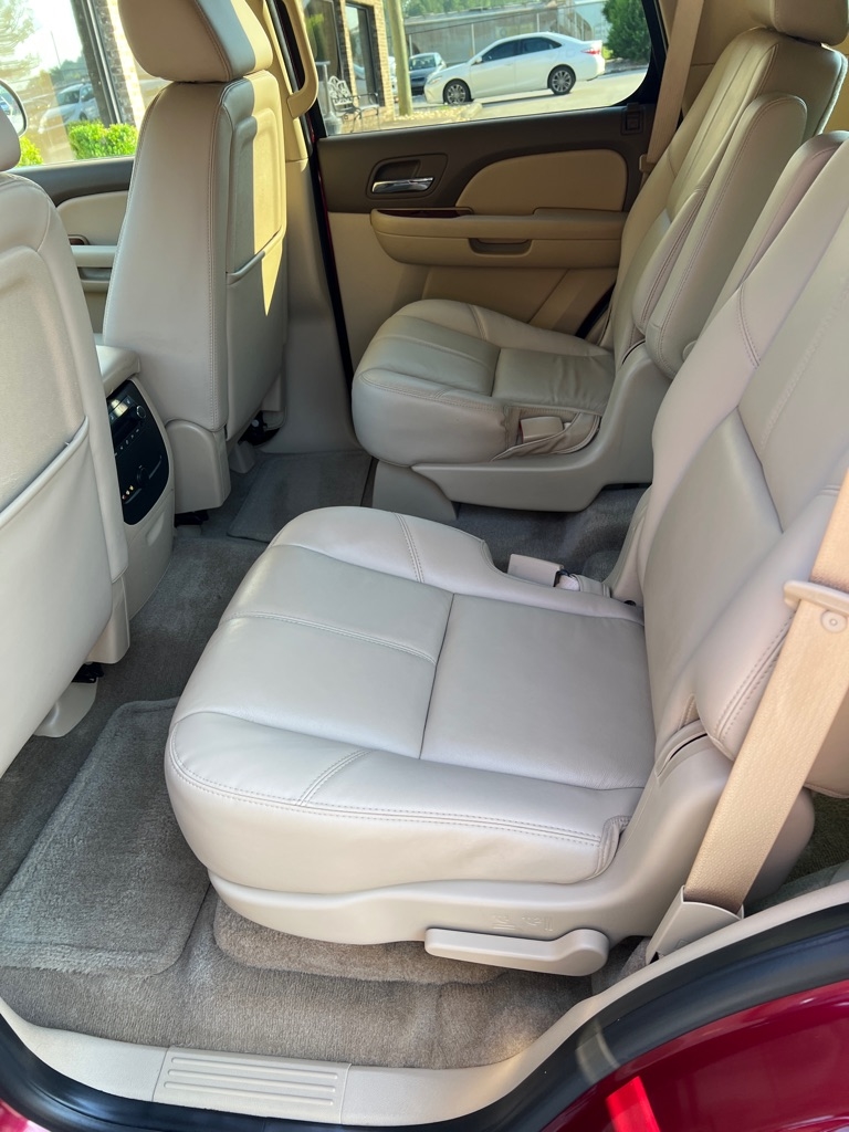 GMC Yukon 2WD 4dr 1500 SLT w/4SB 2009