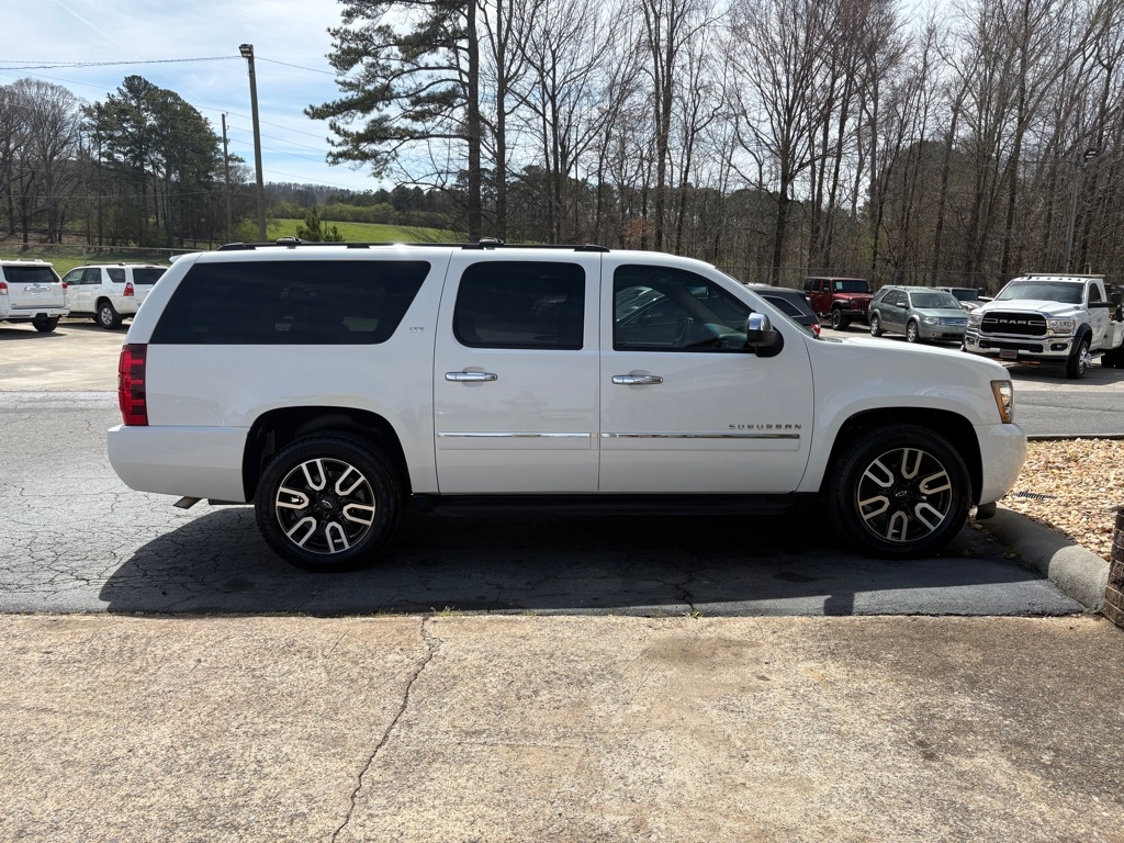 Chevrolet Suburban 2WD 4dr 1500 LTZ 2010