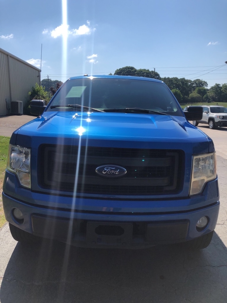 Ford F-150 2WD Reg Cab 126" XLT 2013