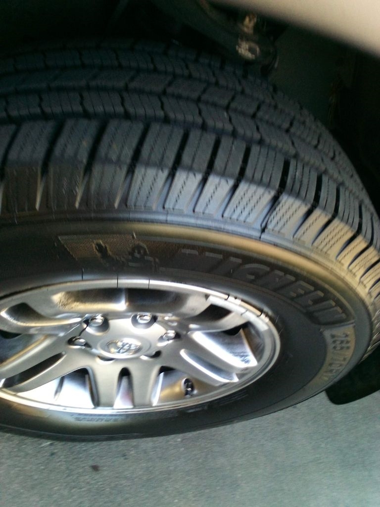 Toyota Sequoia 4dr Limited (Natl) 2004