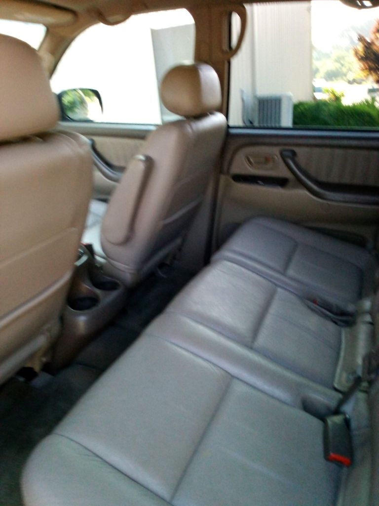 Toyota Sequoia 4dr Limited (Natl) 2004