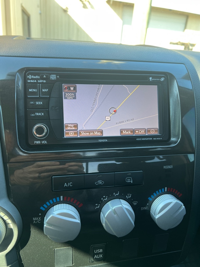 Toyota Tundra 2WD Truck Double Cab 5.7L V8 6-Spd AT (Natl) 2012