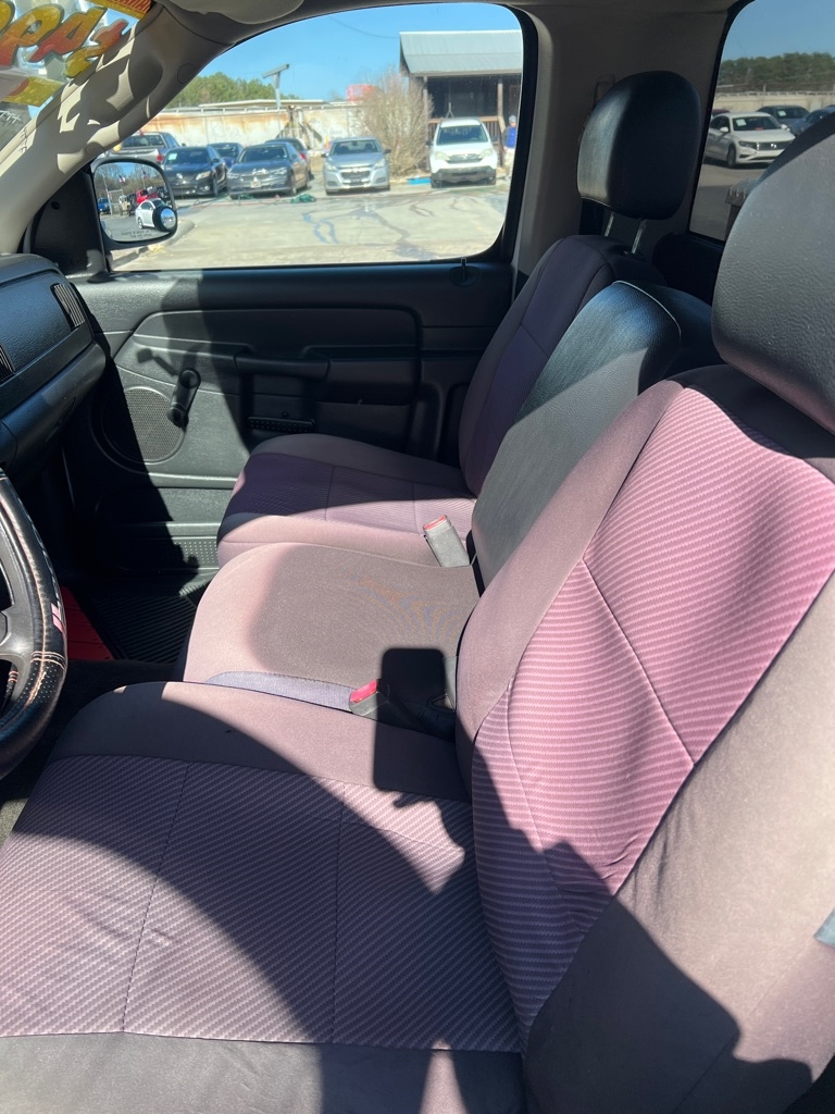 Dodge Ram 1500 2dr Reg Cab 120.5" WB ST 2003