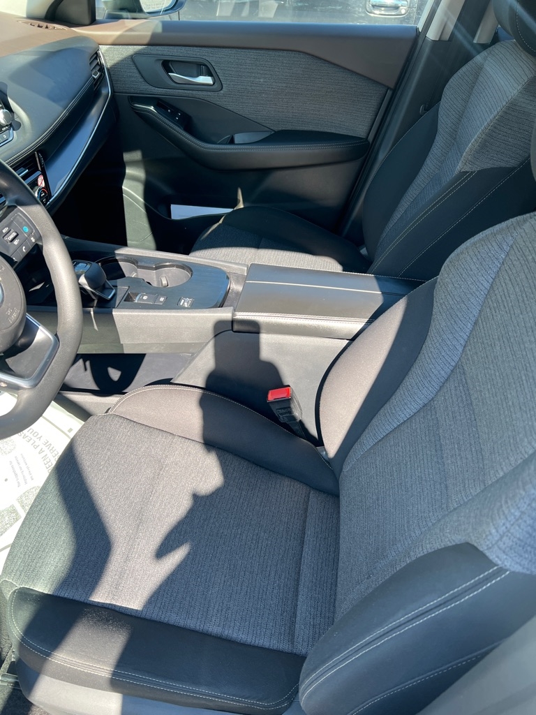 Nissan Rogue FWD SV 2021