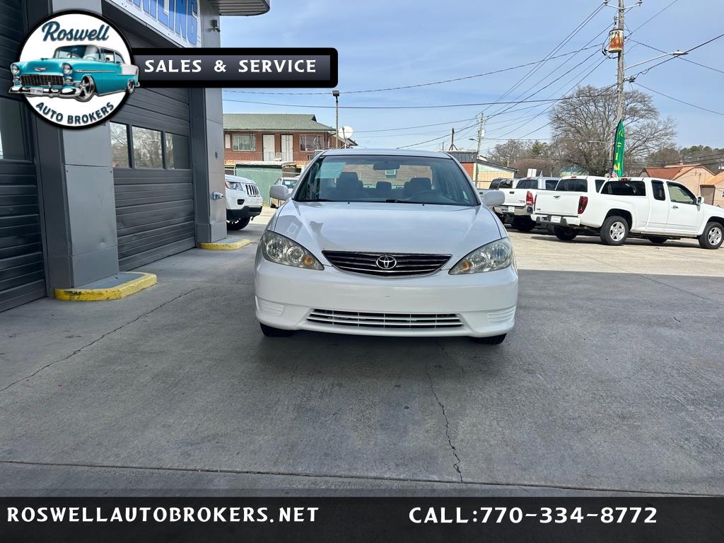 2005 Toyota Camry 4dr Sdn STD Manual (Natl)