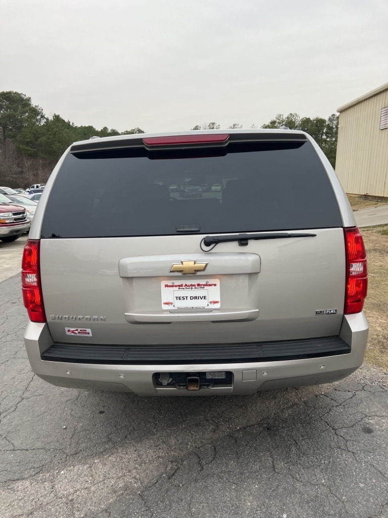 Chevrolet Suburban 2WD 4dr 1500 LT w/3LT 2008