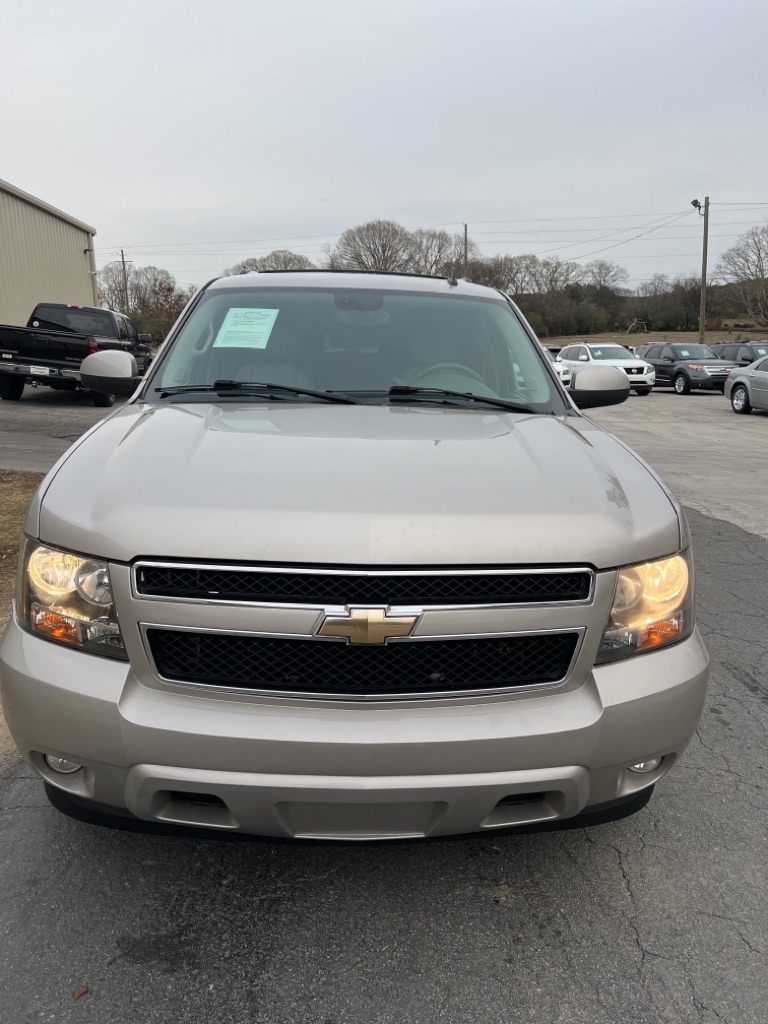 Chevrolet Suburban 2WD 4dr 1500 LT w/3LT 2008