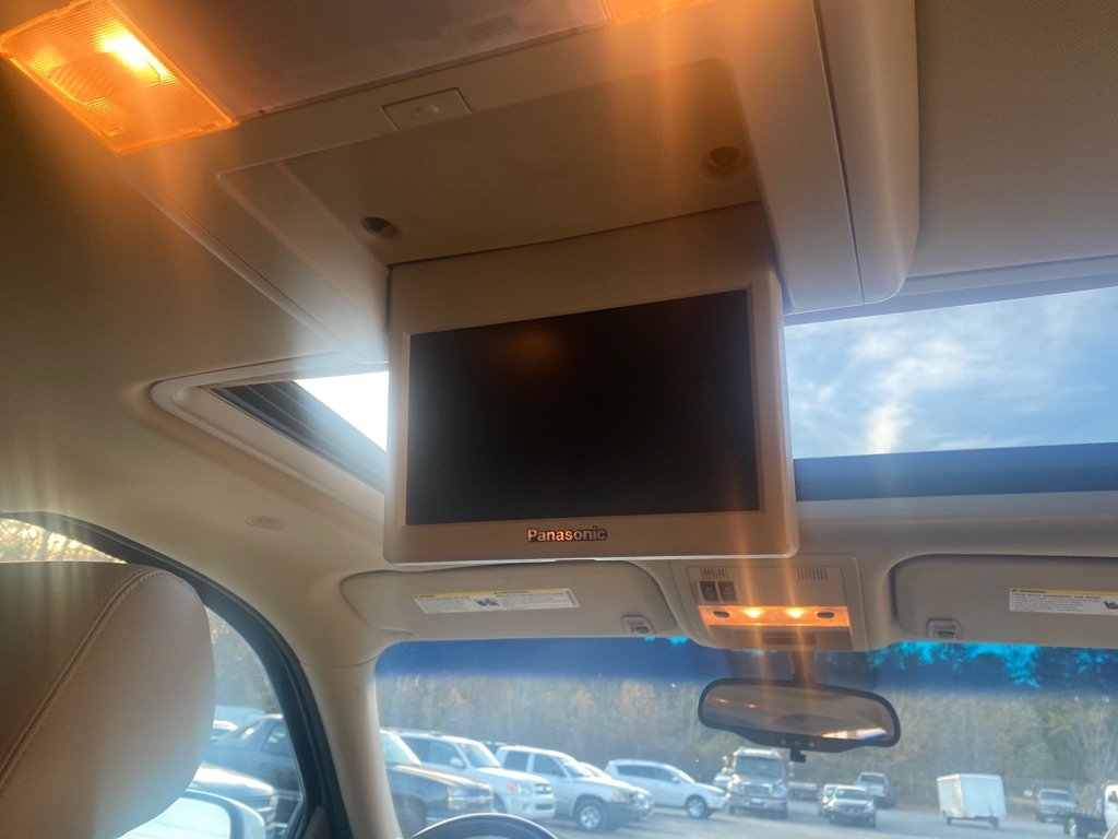 Chevrolet Tahoe 2WD 4dr 1500 LT 2013