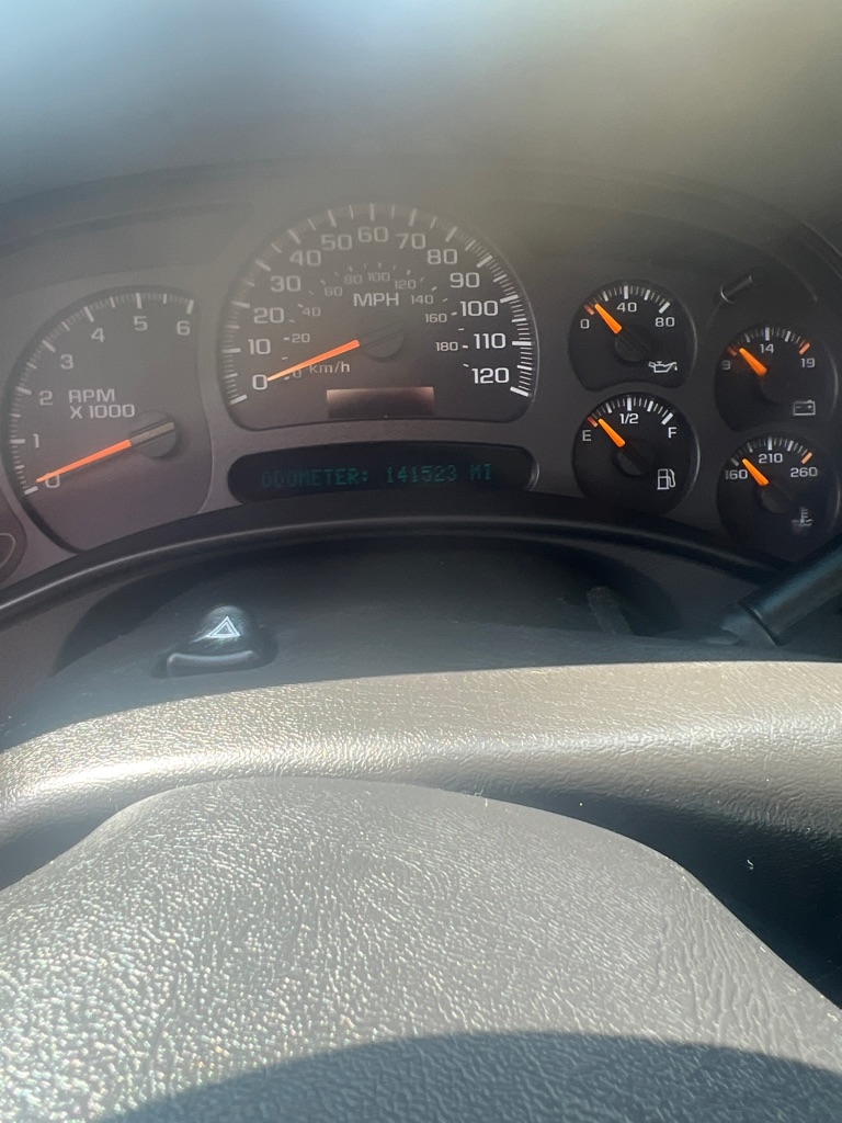 Chevrolet Avalanche 1500 5dr Crew Cab 130" WB 2003