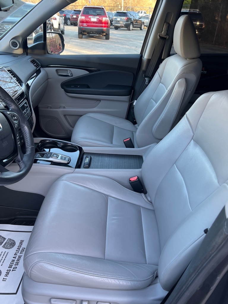 Honda Pilot Touring AWD 2017