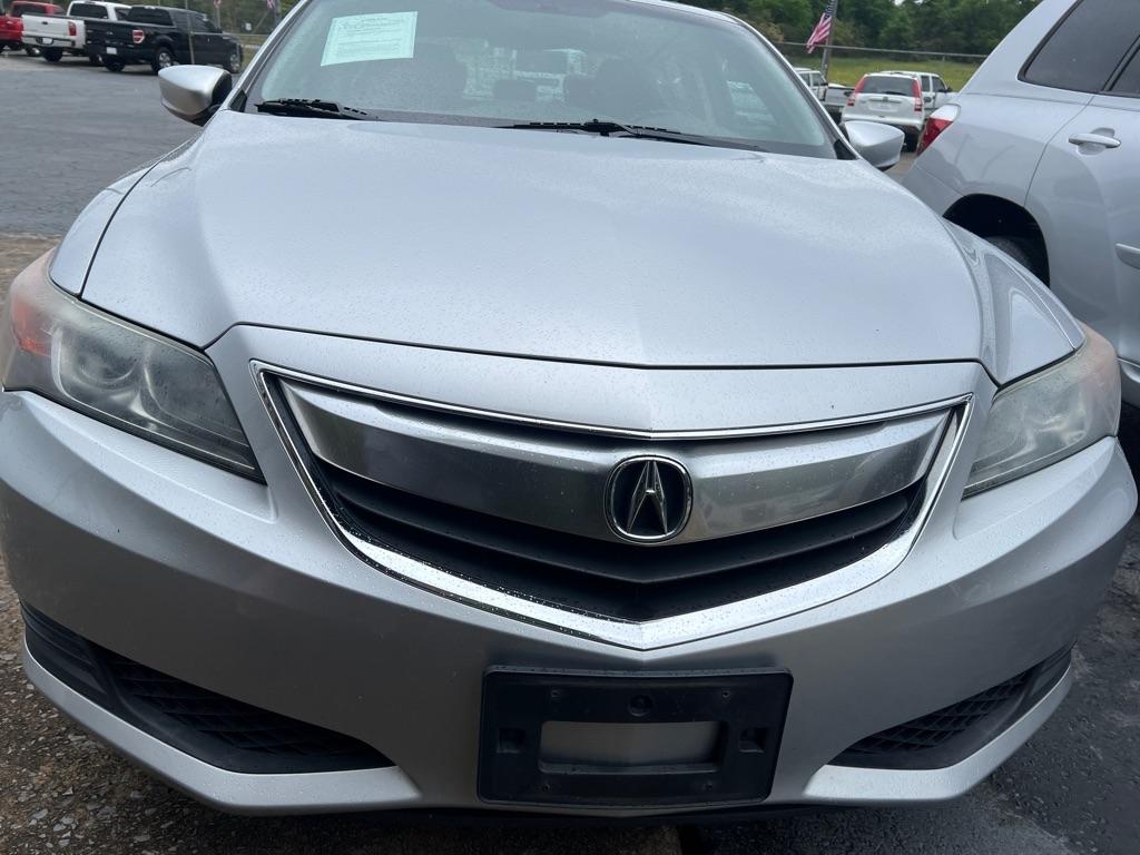 Acura ILX 4dr Sdn 2.0L 2015