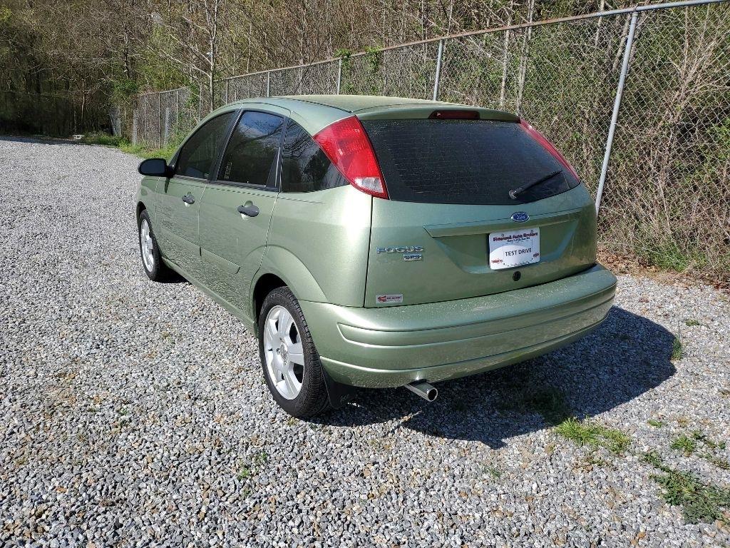 Ford Focus 5dr HB SES 2007