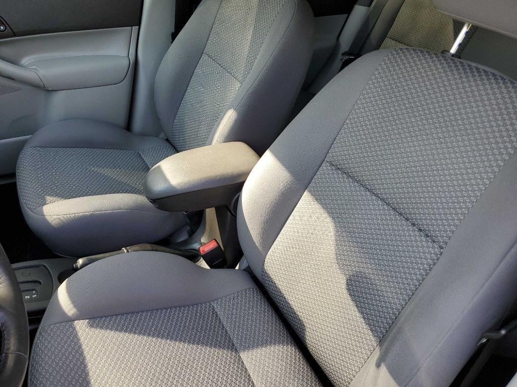 Ford Focus 5dr HB SES 2007