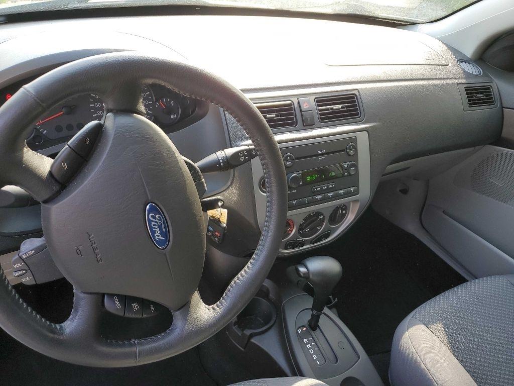 Ford Focus 5dr HB SES 2007