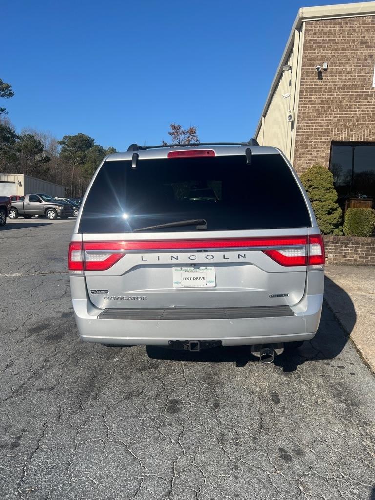 Lincoln Navigator 2WD 4dr Select 2016