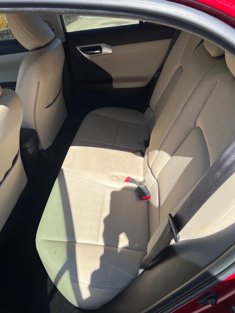 Lexus CT 200h FWD 4dr Hybrid 2012