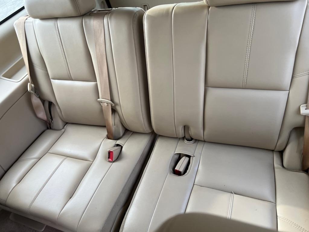 Chevrolet Suburban 2WD 4dr 1500 LTZ 2007