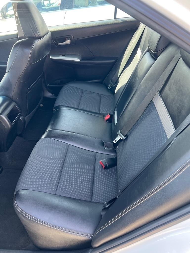 Toyota Camry 4dr Sdn I4 Auto SE Sport Limited Edition (Natl) 2012