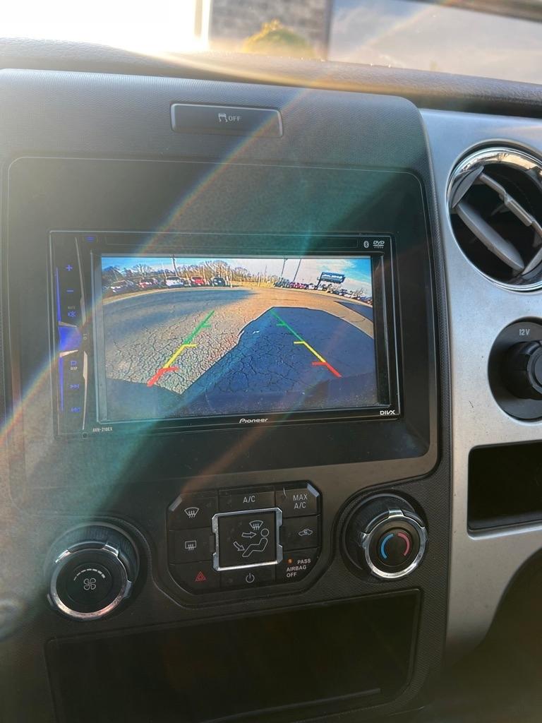 Ford F-150 2WD SuperCrew 145" Platinum 2014