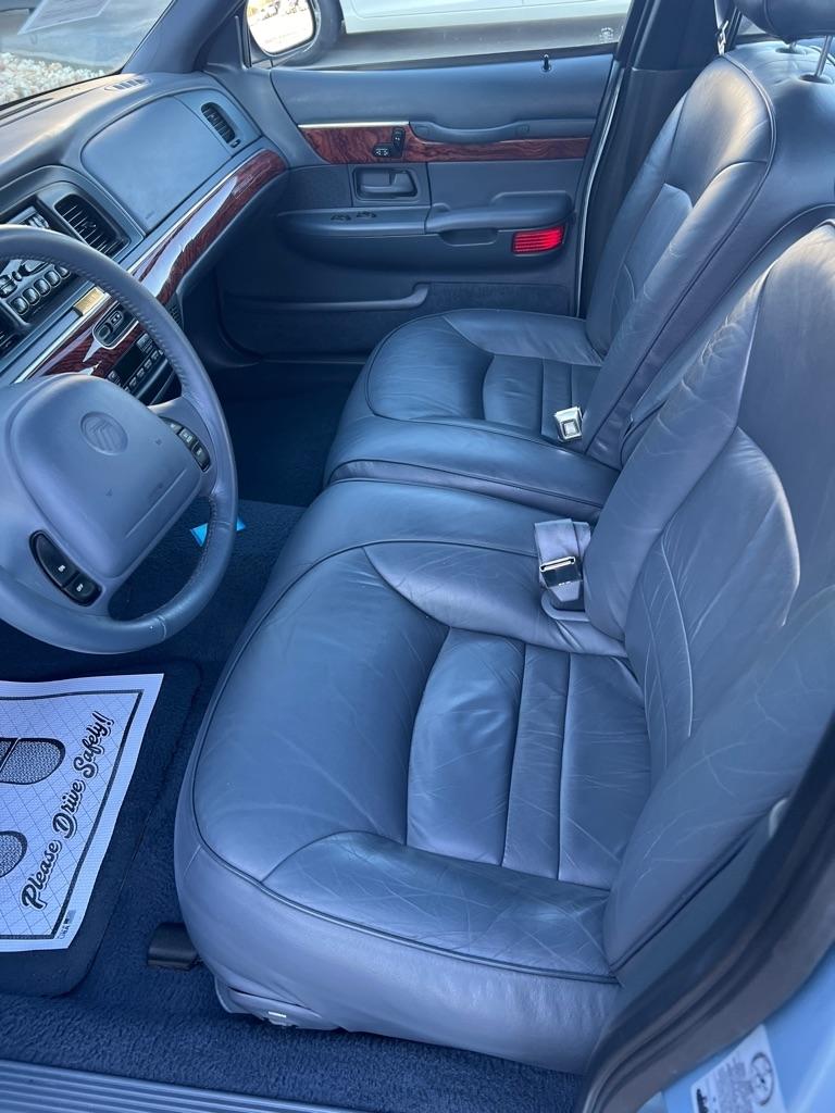 Mercury Grand Marquis 4dr Sdn LS 2000