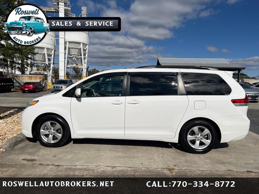 2012 Toyota Sienna 5dr 7-Pass Van V6 LE AAS FWD (Natl)