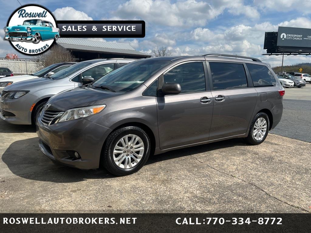 2016 Toyota Sienna 5dr 8-Pass Van XLE FWD (Natl)