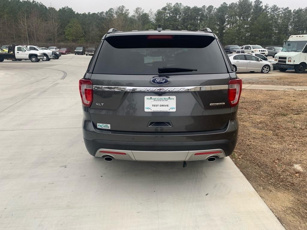 Ford Explorer FWD 4dr XLT 2016