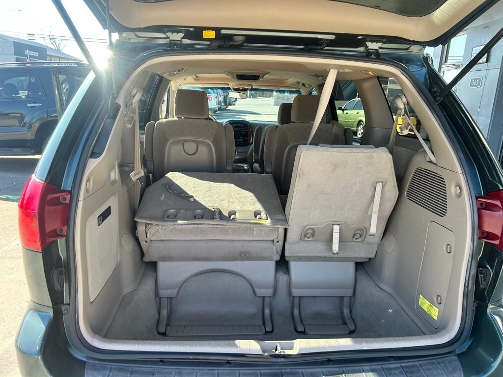 Toyota Sienna 5dr XLE FWD (Natl) 2004