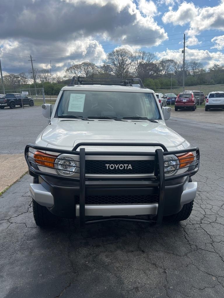 Toyota FJ Cruiser 4WD 4dr Man (Natl) 2012