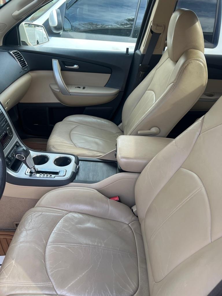 GMC Acadia FWD 4dr SLT1 2011