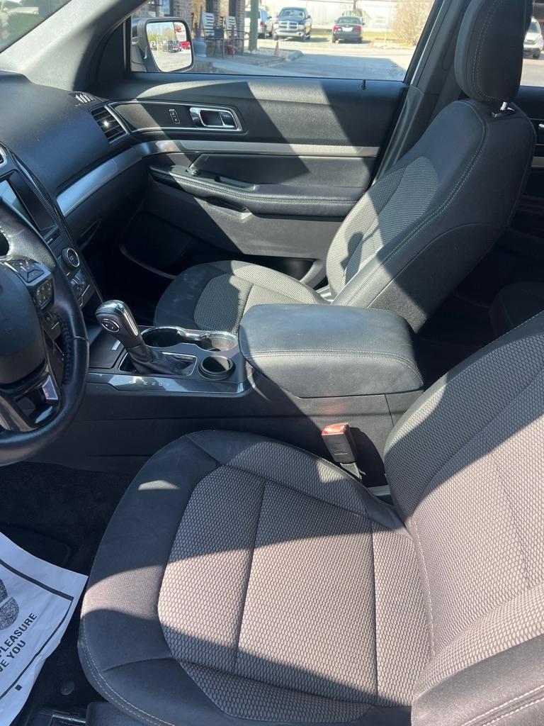 Ford Explorer XLT FWD 2018