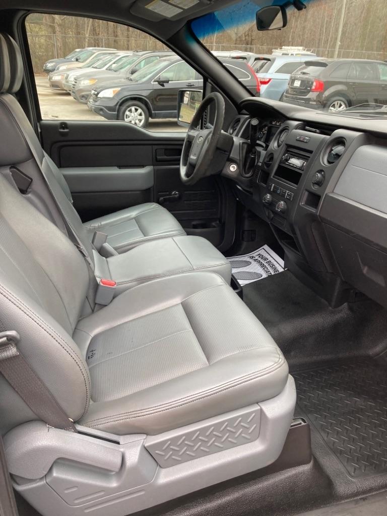 Ford F-150 2WD Reg Cab 126" XLT 2013