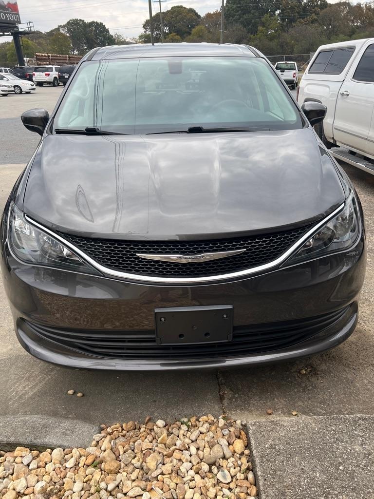 Chrysler Pacifica Touring FWD 2017