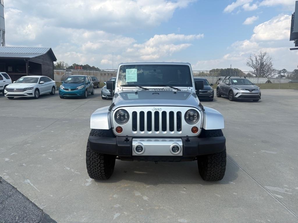 Jeep Wrangler Unlimited 4WD 4dr Sahara 2012