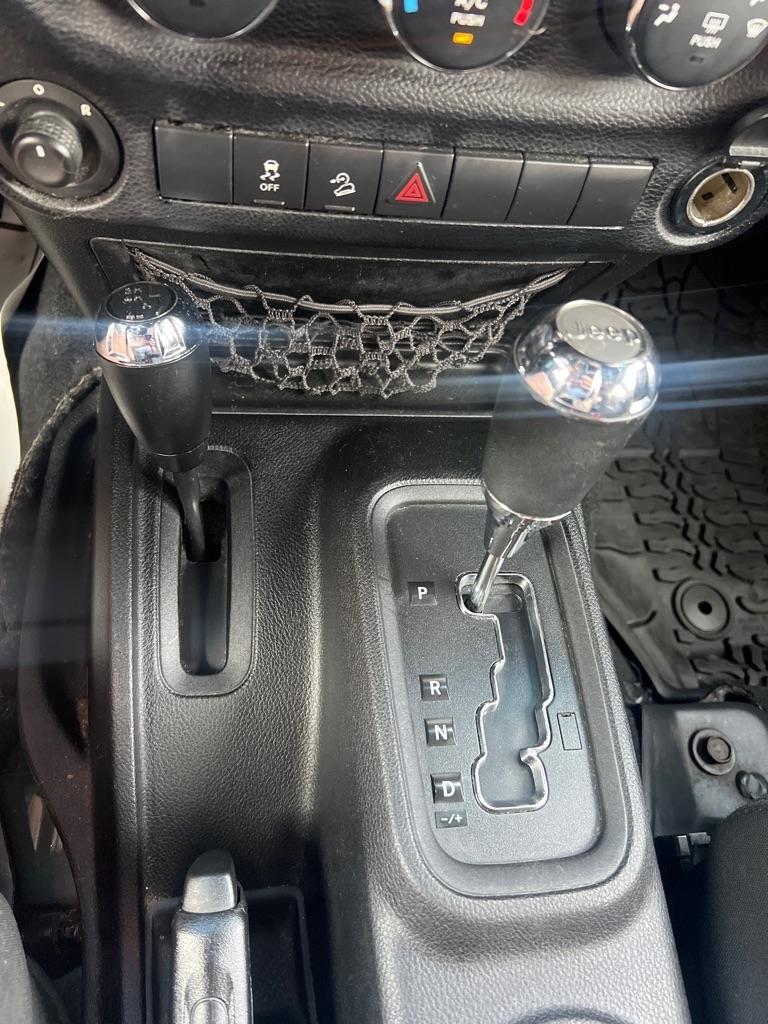 Jeep Wrangler Unlimited 4WD 4dr Sport 2012